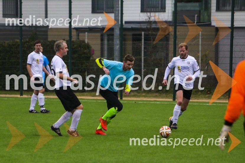  Tomaž Avguštin, nogometaš Vinske reprezentance SlovenijeVinska reprezentanca Slovenije proti reprezentanci Nemčije, prijateljska nogometna tekma