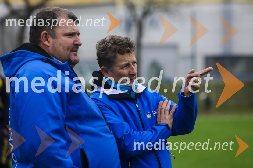  Sebastjan Rojs, selektor Vinske reprezentance Slovenije;  Danilo Steyer,   vinar, Steyer Vina; vinski vitez, predsednik Vinske reprezentance SlovenijeVinska reprezentanca Slovenije proti reprezentanci Nemčije, prijateljska nogometna tekma