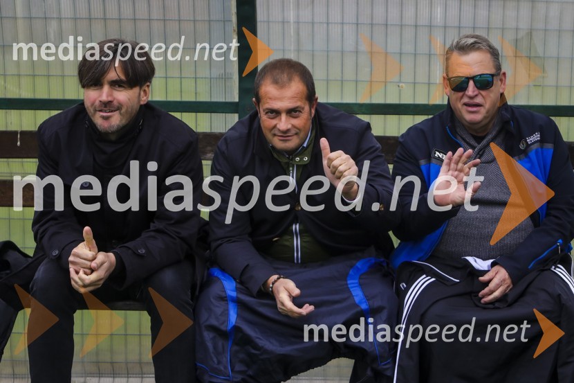  ... ;  ... ;  Stojan Ščurek, vinarstvo Ščurek, podpredsednik Vinske reprezentance SlovenijeVinska reprezentanca Slovenije proti reprezentanci Nemčije, prijateljska nogometna tekma