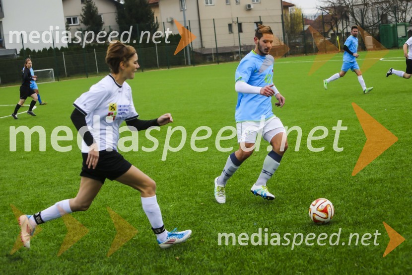  ... ;  Andraž  RoškarVinska reprezentanca Slovenije proti reprezentanci Nemčije, prijateljska nogometna tekma