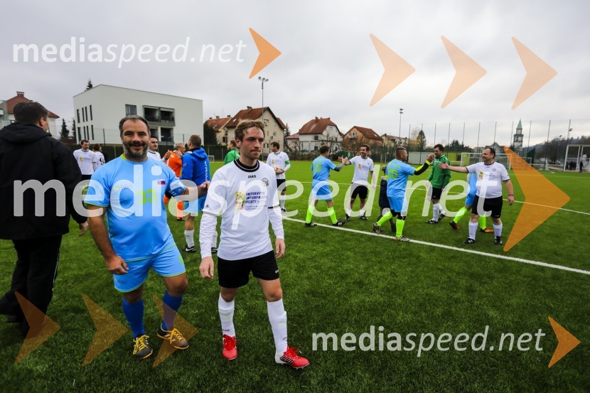  Janko  Štrakl , nogometaš Vinske reprezentance Slovenije;  ... Vinska reprezentanca Slovenije proti reprezentanci Nemčije, prijateljska nogometna tekma