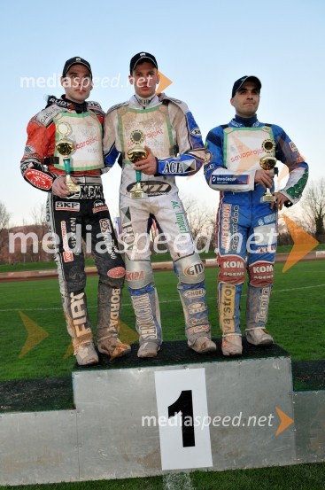Jernej Kolenko (AMTK Ljubljana), Matej Žagar (AMTK Ljubljana) in Izak Šantej (AMD Krško)SPEEDWAY DP posameznikov 2008 1. dirka, Skupina A