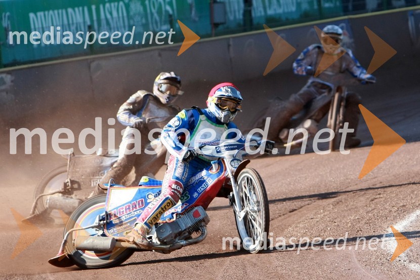 Izak Šantej (AMD Krško), Jurica Pavlic (SK Unia Goričan), Matej Žagar (AMTK Ljubljana)SPEEDWAY DP posameznikov 2008 1. dirka, Skupina A