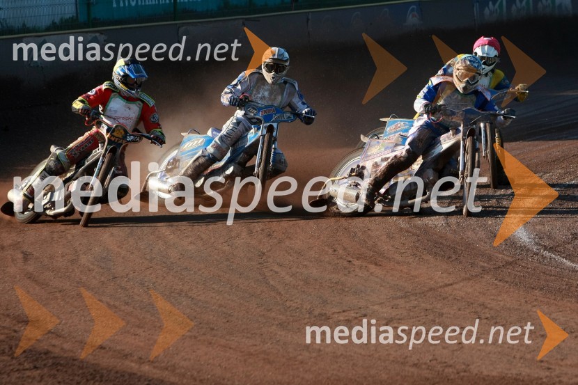 Denis Štojs (ST Lendava), Matej Žagar (AMTK Ljubljana), Matija Duh (AMD Krško), Matic Voldrih (AMTK Ljubljana)SPEEDWAY DP posameznikov 2008 1. dirka, Skupina A