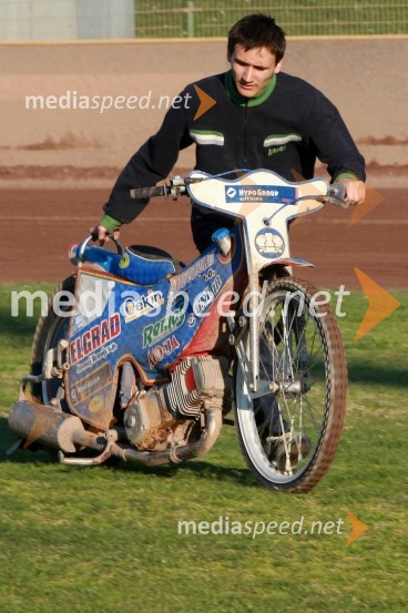 Samo Kukovica in motor Izaka ŠantejaSPEEDWAY DP posameznikov 2008 1. dirka, Skupina A