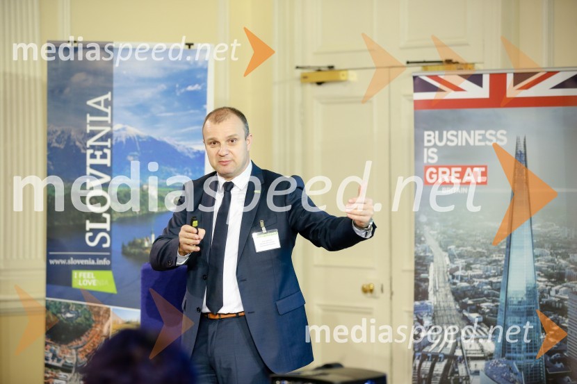  Aleš   Cantarutti, državni sekretar, Ministrstvo za gospodarski razvoj in tehnologijoInvest in Slovenija, konferenca