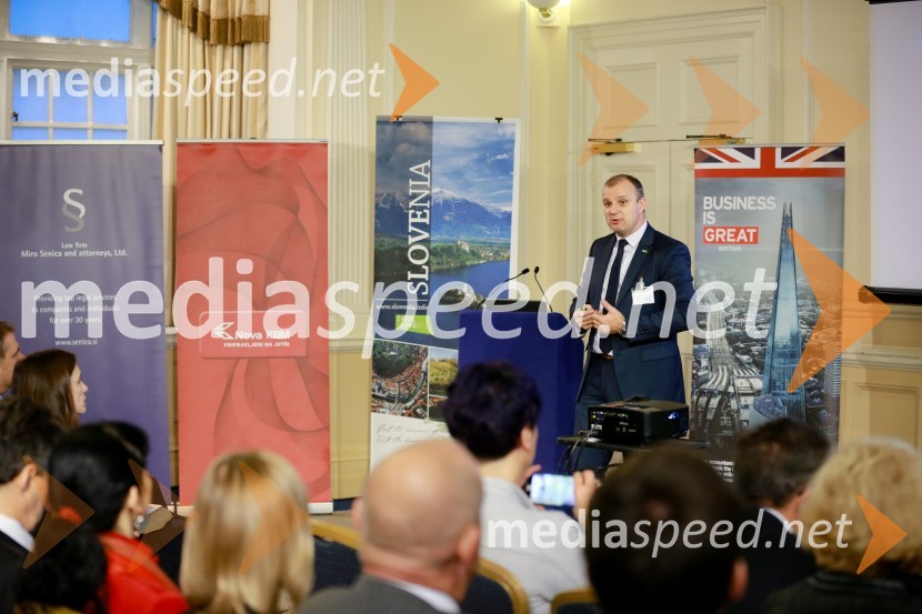  Aleš   Cantarutti, državni sekretar, Ministrstvo za gospodarski razvoj in tehnologijoInvest in Slovenija, konferenca