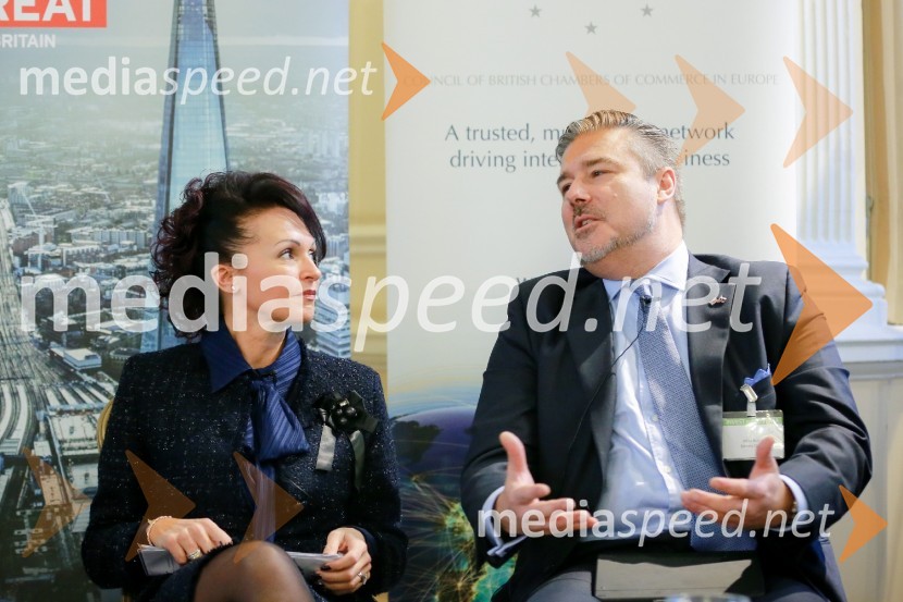  Lidia Glavina, predsednica uprave SDH;  Miha Košak, posebni svetovalec, Emona CapitalInvest in Slovenija, konferenca
