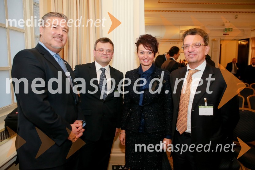  Miha Košak, posebni svetovalec, Emona Capital;  ... ;  Lidia Glavina, predsednica uprave SDH; dr. Imre Balogh,  izvršni direktor in član uprave DUTBInvest in Slovenija, konferenca