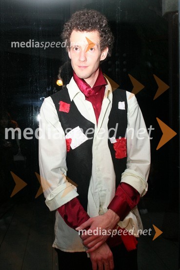 Toni Cahunek, igralecPremiera predstave Mesto vzdihljajev