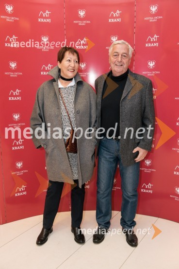  ... ;  Zmago Puhar, akademski slikarS slavnostno akademijo obeležili praznik Mestne občine Kranj in zadnje leto županovanja Boštjana Trilarja