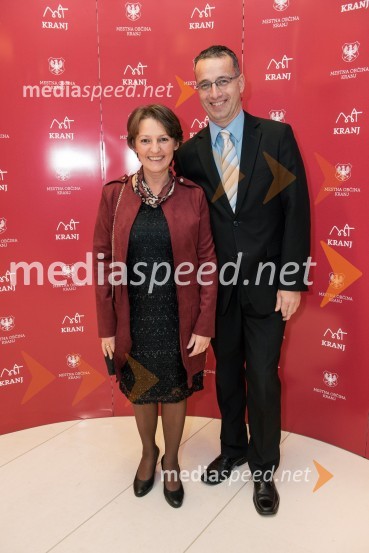  Mija  Aleš, predsednica, Zveza kulturnih društev Slovenije;  Boris Vehovec,  podžupan Mestne občine KranjS slavnostno akademijo obeležili praznik Mestne občine Kranj in zadnje leto županovanja Boštjana Trilarja