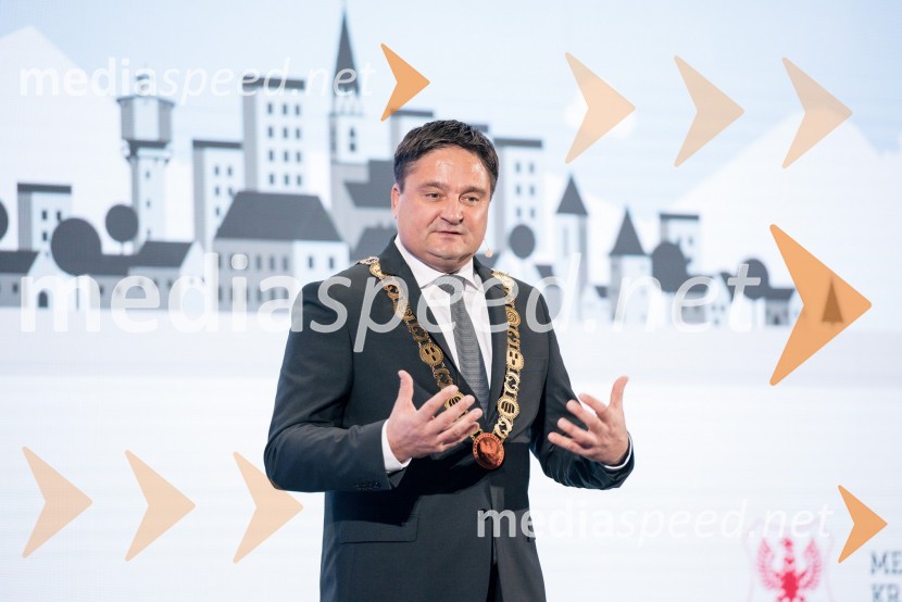  Boštjan Trilar, župan mestne občine KranjS slavnostno akademijo obeležili praznik Mestne občine Kranj in zadnje leto županovanja Boštjana Trilarja