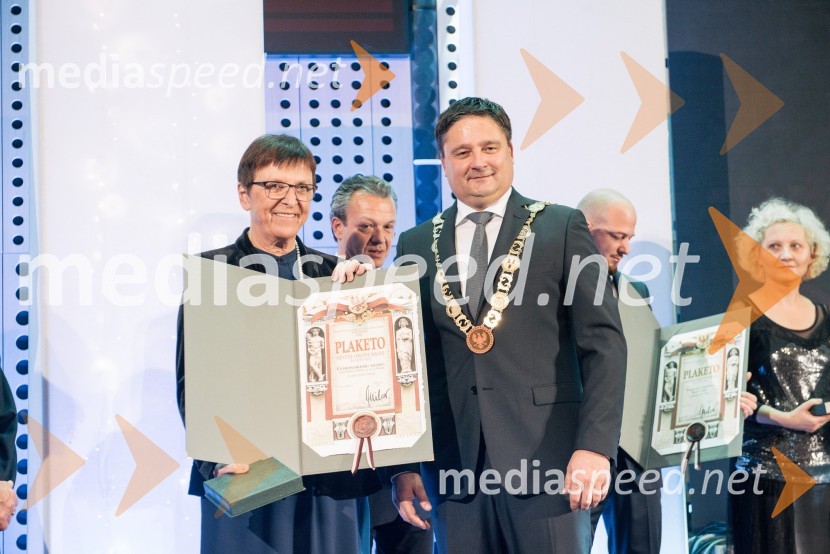  Marija Volčjak;  Boštjan Trilar, župan mestne občine KranjS slavnostno akademijo obeležili praznik Mestne občine Kranj in zadnje leto županovanja Boštjana Trilarja