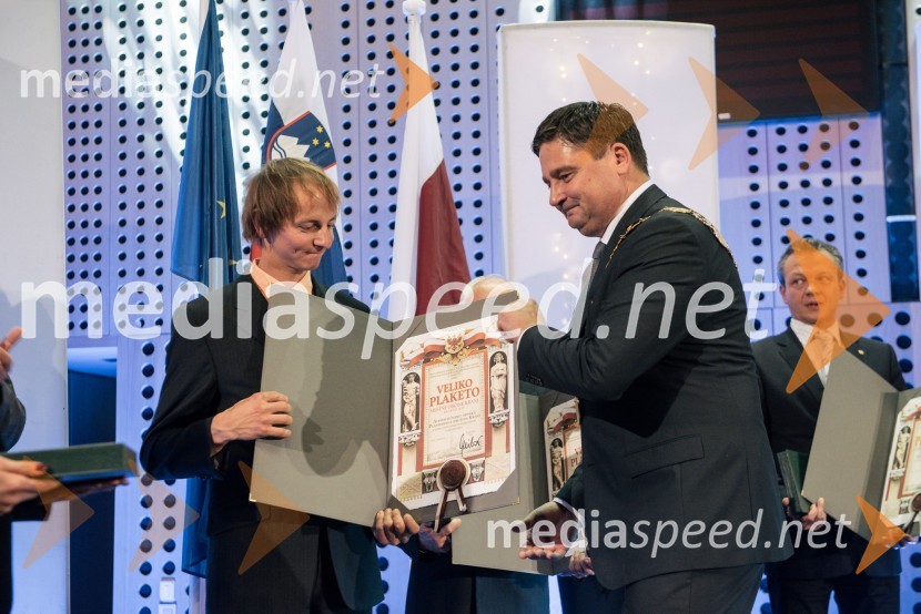  Miha Zupin;  Boštjan Trilar, župan mestne občine KranjS slavnostno akademijo obeležili praznik Mestne občine Kranj in zadnje leto županovanja Boštjana Trilarja