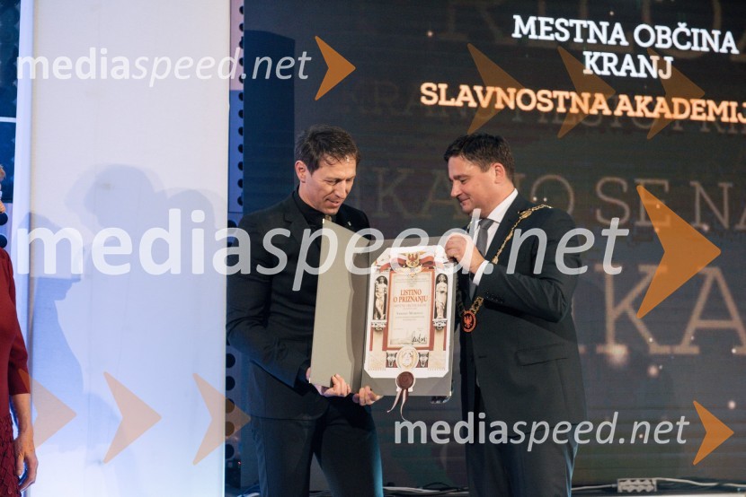  Sandi Murovec - Muri ,  kreator OI oblačil;  Boštjan Trilar, župan mestne občine KranjS slavnostno akademijo obeležili praznik Mestne občine Kranj in zadnje leto županovanja Boštjana Trilarja