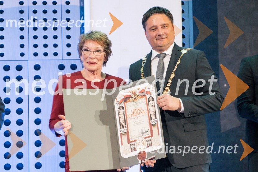  Metka  Štok;  Boštjan Trilar, župan mestne občine KranjS slavnostno akademijo obeležili praznik Mestne občine Kranj in zadnje leto županovanja Boštjana Trilarja