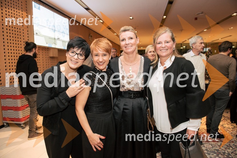  Urška Planinc, strokovna sodelavka SLG Celje;  Simona Stollecker, MOK;  Senja Vraber, direktorica občinske uprave MO Kranj;  Ana Vizovišek, vodja Kabineta županaS slavnostno akademijo obeležili praznik Mestne občine Kranj in zadnje leto županovanja Boštjana Trilarja