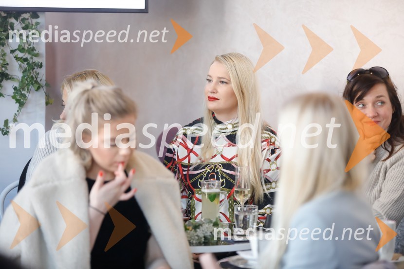  Danica Lovenjak, novinarkaPredstavitev nove kozmetične linije Barnängen