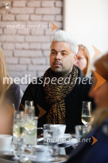  Nejc Simšič, novinarPredstavitev nove kozmetične linije Barnängen