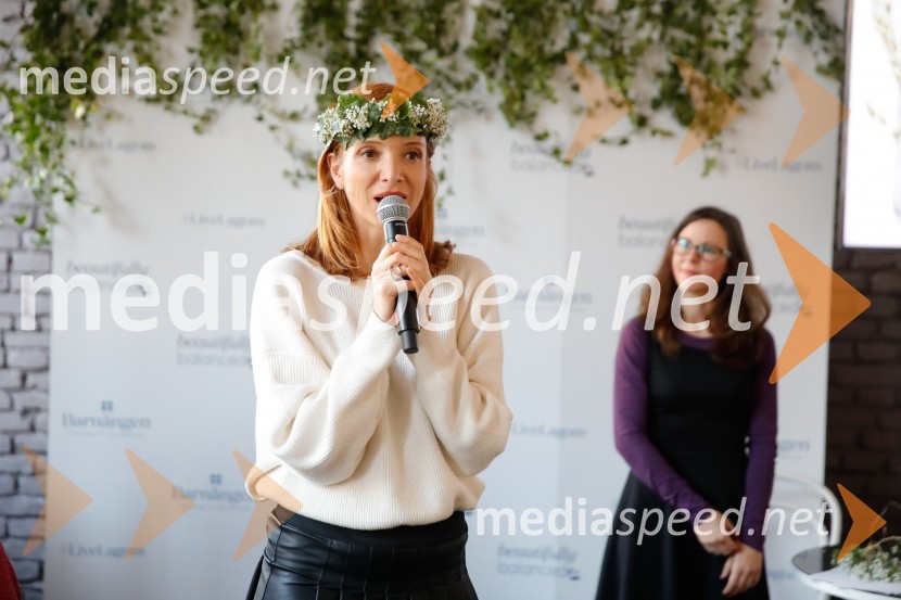  Mojca Mavec, voditeljicaPredstavitev nove kozmetične linije Barnängen