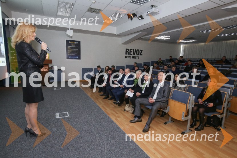 Renault Clio, slovenska predstavitev