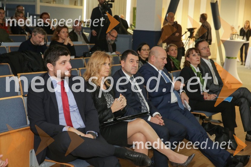 Renault Clio, slovenska predstavitev