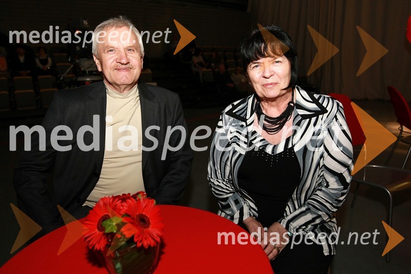 Fanika Požeg z možemSlovenska polka in valček 2008