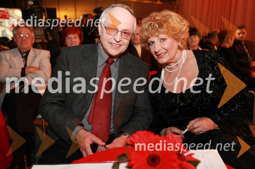 Mirko Polutnik in Jožica Svete, pevkaSlovenska polka in valček 2008