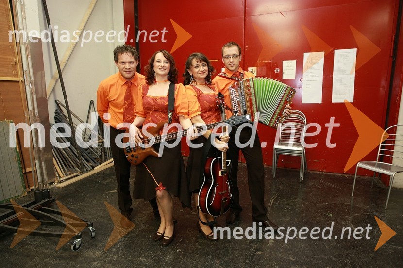 Ansambel Orion: Martin Božič, Tatjana Mešiček, Bernardka Božič in Matej BizjakSlovenska polka in valček 2008