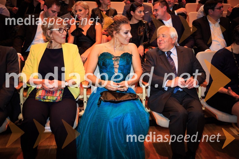  Darja Črnko, športna serviserka in trenerka Ilke Štuhec;  Ilka Štuhec, slovenska alpska smučarka;  Milan Kučan, nekdanji predsednik Republike SlovenijeŠportnik leta 2017