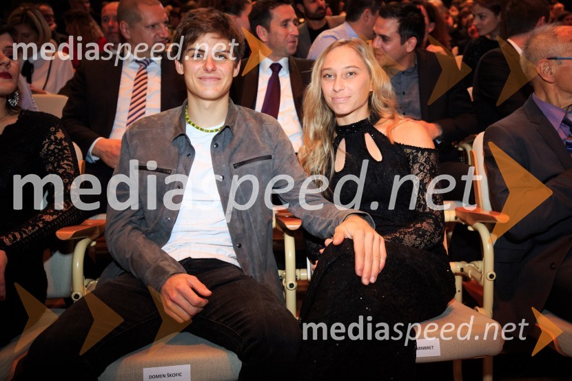  Domen Škofic, slovenski športni plezalec;  Janja Garnbret, slovenska športna plezalkaŠportnik leta 2017