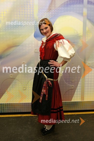 Anita Kadenšek, ansambel Veseli svatjeSlovenska polka in valček 2008