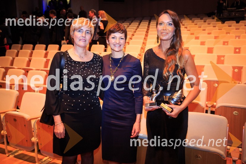  Mojca Dragić; prof. dr. Maja Makovec Brenčič, ministrica za izobraževanje, znanost in šport;  Mirjam Poterbin, mama Luke DončićaŠportnik leta 2017
