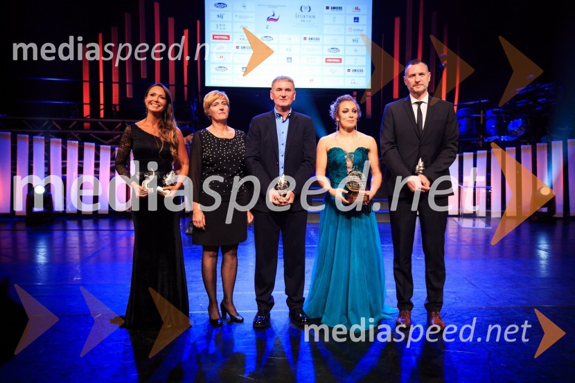 Mirjam Poterbin, mama Luke Dončića;  Mojca Dragić;  Marinko Dragić;  Ilka Štuhec, slovenska alpska smučarka;  Rado TrifunovićŠportnik leta 2017