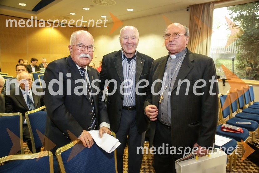  prof. dr. Boštjan Žekš, svetovalec predsednika RS;  ... ; dr. Juliusz Janusz, apostolski nuncijSimpozij srčnih kirurgov 2017