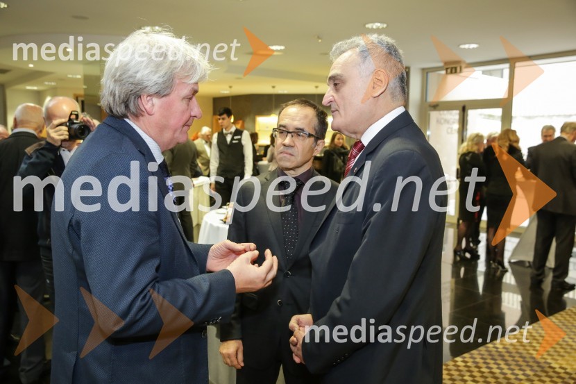 prof. dr. Zlatko Fras, specialist kardiolog; prof. dr. Danijel  Petrovič, dr. med.; prof. dr.  Roberto Favaloro, dr. med.Simpozij srčnih kirurgov 2017