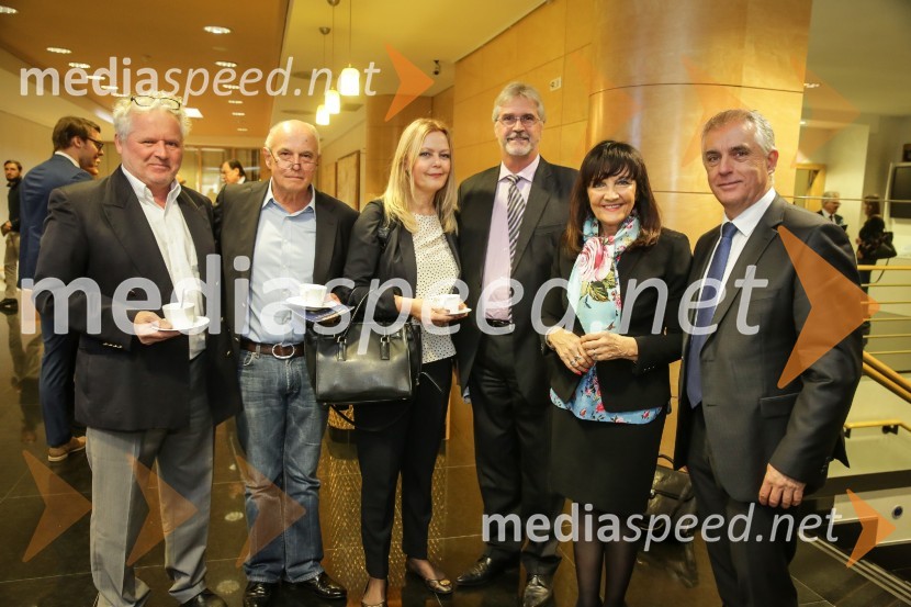  prim. dr. Janez Kirbiš, dr. med.;  ... ;  ... ;  ... ; prof.dr. Metka Zorc, predsednica uprave MC Medicor;  Tomaž Gantar, dr.med., poslanec, DeSUSSimpozij srčnih kirurgov 2017