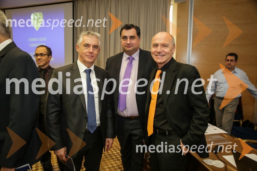  Tomaž Gantar, dr.med., poslanec, DeSUS; dr. Peter Bohinec, dr. med.;  ... Simpozij srčnih kirurgov 2017