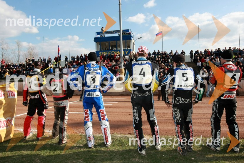 Aleksander Čonda (AMD Krško), Manuel Hauzinger (Avstrija), Matej Žagar (AMTK Ljubljana), Renato Cvetko (Hrvaška), Dino Kovačič (Hrvaška) in Jernej Kolenko (AMTK Ljubljana)SPEEDWAY DP posameznikov 2008 2. dirka, Skupina A