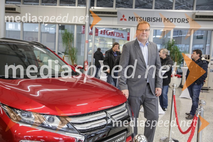 Predpraznični sladki zajtrk AC Mobil