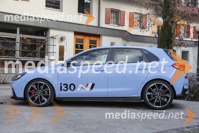 Hyundai i30N,  Slovenska predstavitev