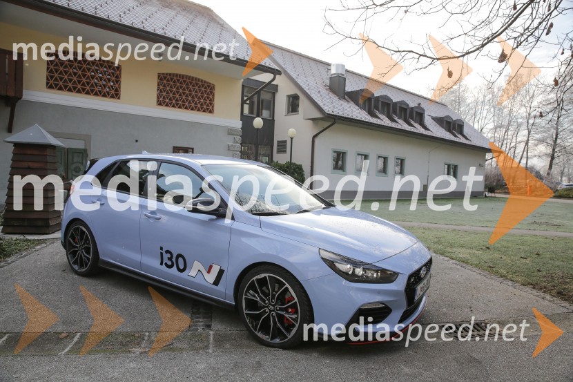 Hyundai i30N,  Slovenska predstavitev