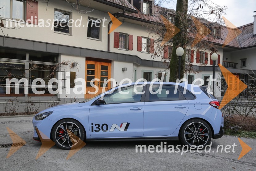 Hyundai i30N,  Slovenska predstavitev