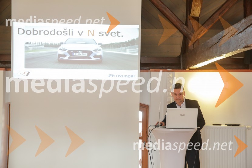 Hyundai i30N,  Slovenska predstavitev