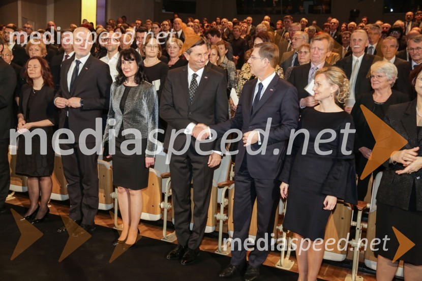 dr. Milan Brglez, predsednik Državnega zbora Republike Slovenije;  Tanja Pečar, odvetnica;  Borut Pahor, predsednik Republike Slovenije; prof. dr. Miro Cerar, predsednik Vlade Republike Slovenije;  Mojca Stropnik, odvetnicaDržavna proslava ob dnevu samostojnosti in enotnosti
