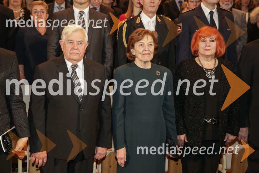  Milan Kučan, nekdanji predsednik Republike Slovenije;  Štefka Kučan;  Vlasta Nussdorfer, varuhinja človekovih pravicDržavna proslava ob dnevu samostojnosti in enotnosti