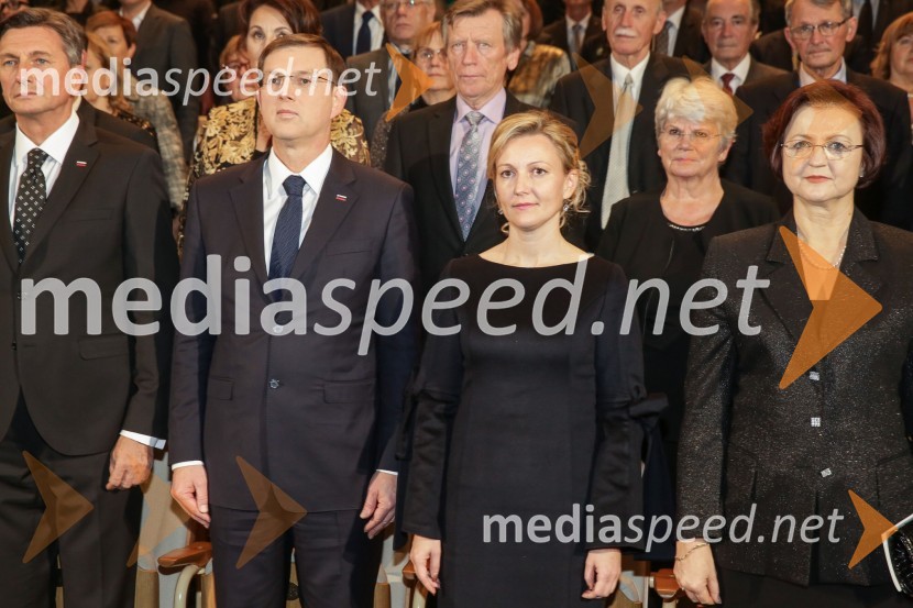  Borut Pahor, predsednik Republike Slovenije; prof. dr. Miro Cerar, predsednik Vlade Republike Slovenije;  Mojca Stropnik, odvetnica;  ... Državna proslava ob dnevu samostojnosti in enotnosti