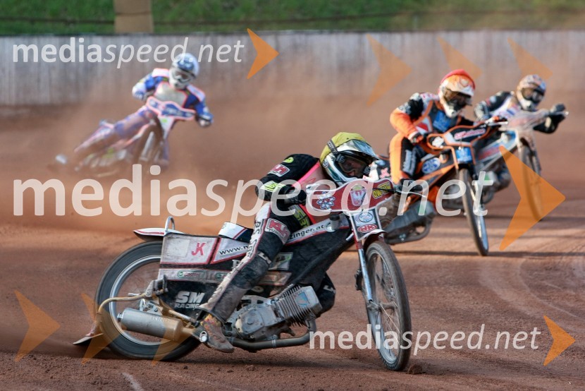 Matija Duh (AMD Krško), Manuel Hauzinger (Avstrija), Manuel Novotny (Avstrija) in Dino Kovačić (SK Unia Goričan)SPEEDWAY DP posameznikov 2008 2. dirka, Skupina A