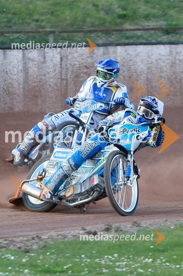 Matej Žagar (AMTK Ljubljana) in Jurica Pavlic (SK Unia Goričan)SPEEDWAY DP posameznikov 2008 2. dirka, Skupina A